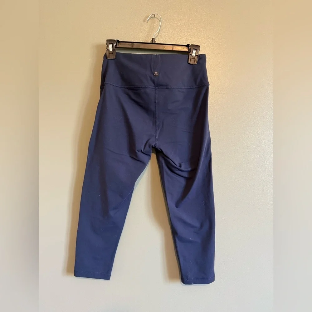 Prana  Deep Blue cropped athletic wear yoga pants- medium - Picture 3 of 3